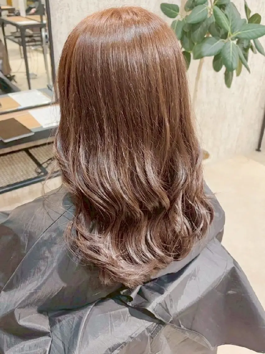 カラー コト ネのヘアスタイル