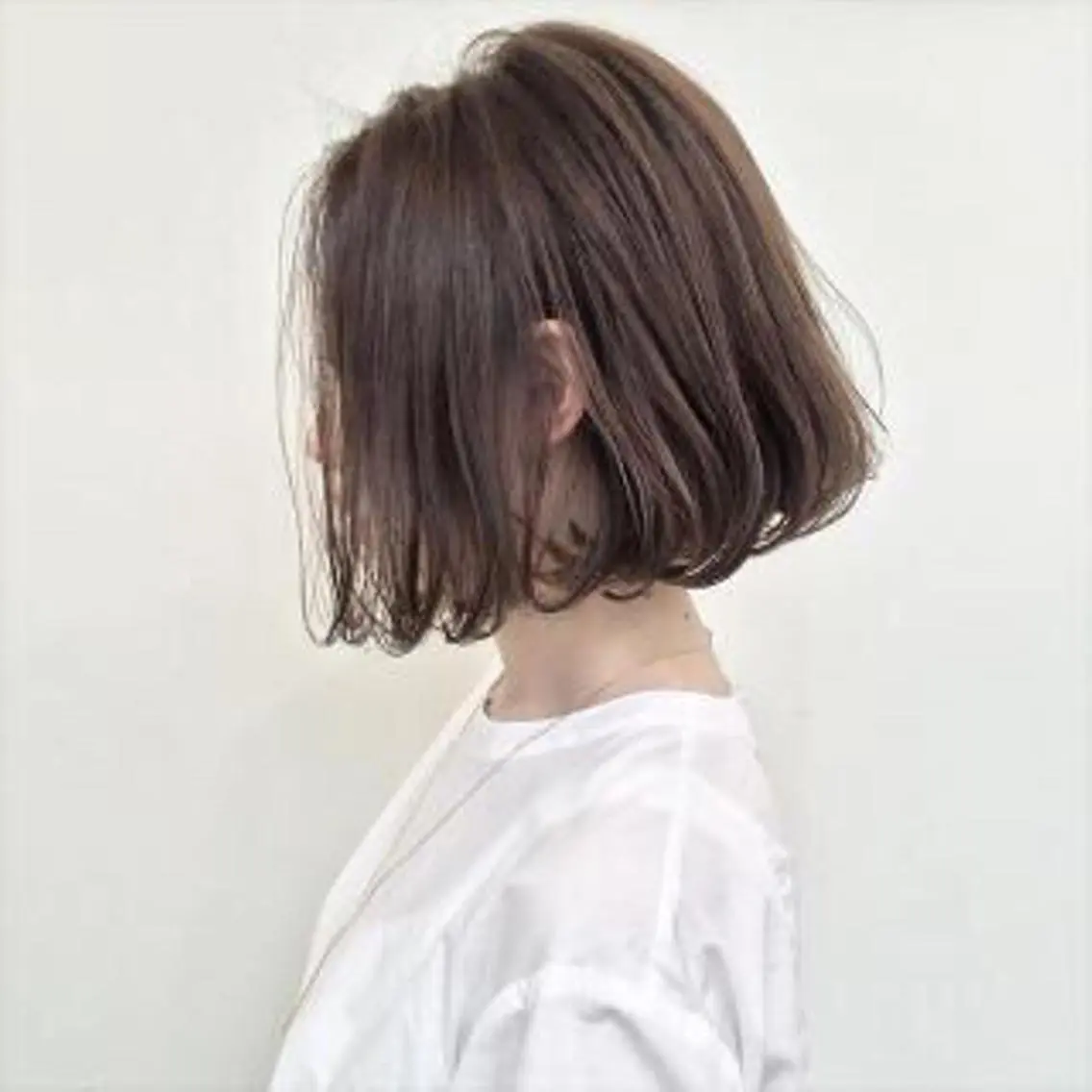 ミディアム ピンクブラウン ボブ 岩橋 健人のヘアスタイル