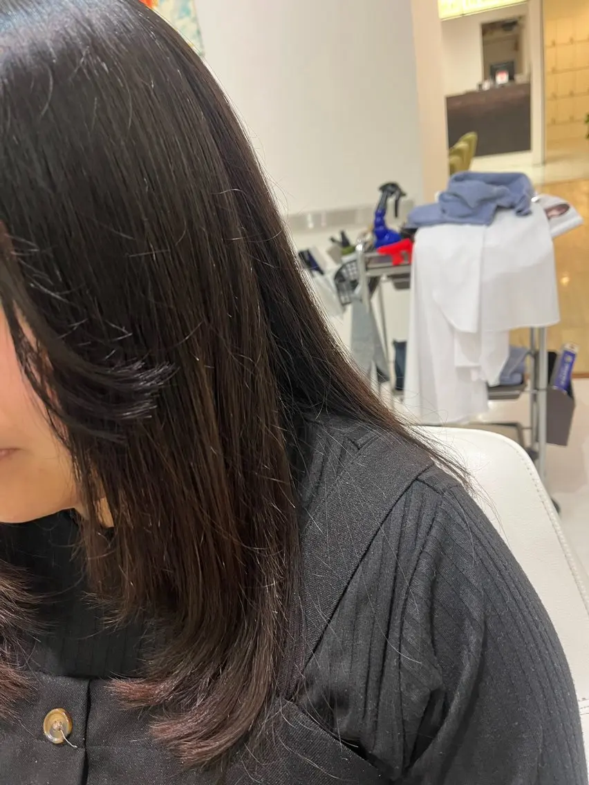 ロング ロングレイヤー レイヤーカット ロング 山内 優奈のヘアスタイル