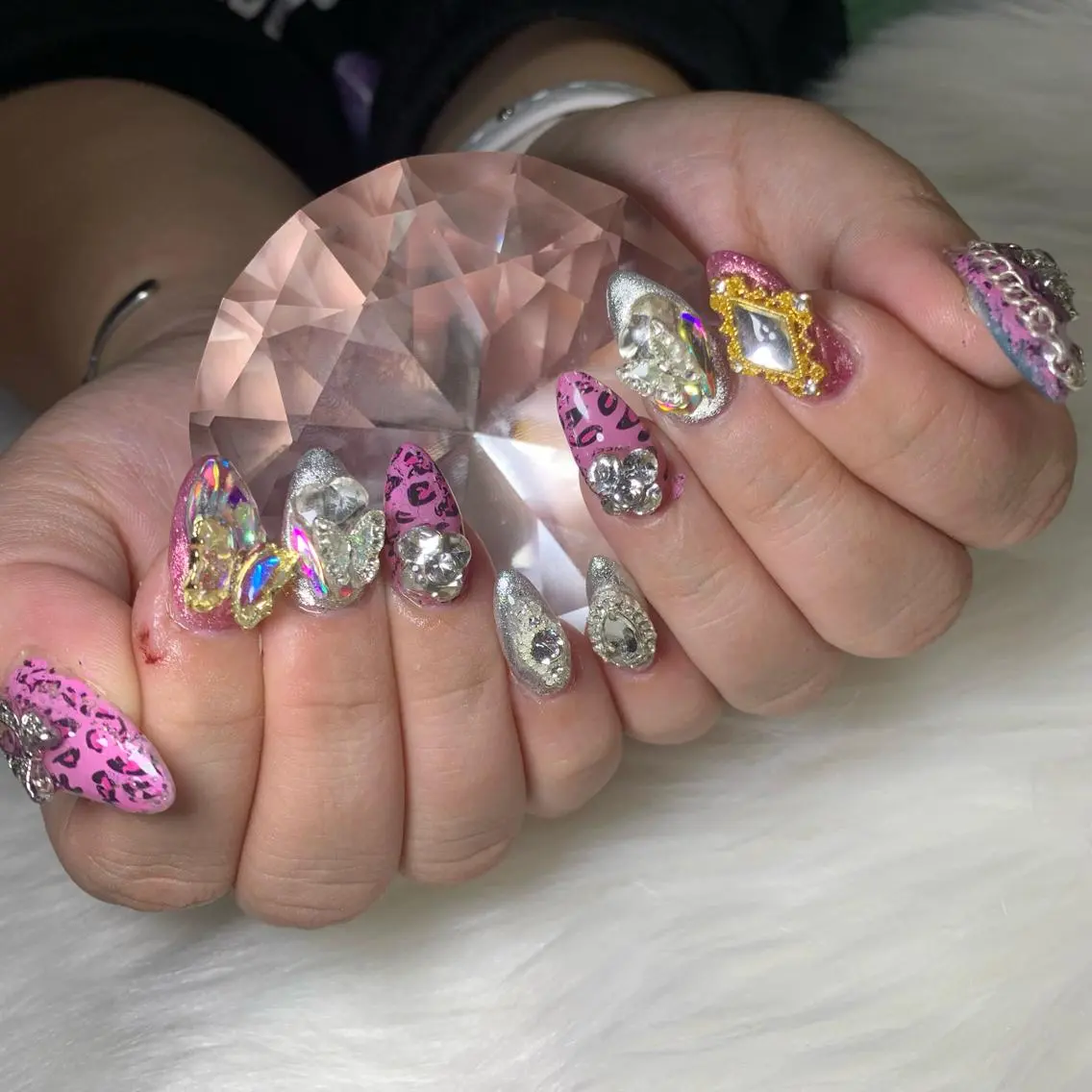 ネイル スカルプネイル happiness nailのネイルデザイン