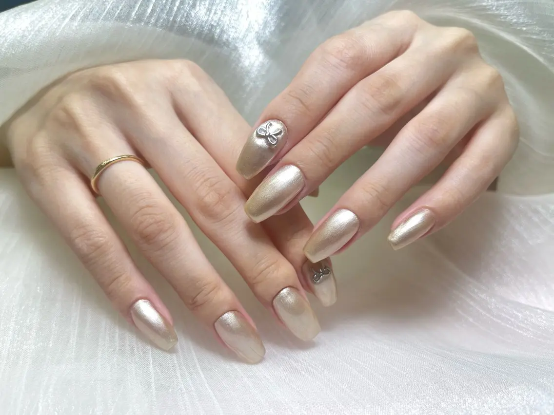 ネイル ハンドネイル ハンドケア PIPPY  NAILS新宿のネイルデザイン