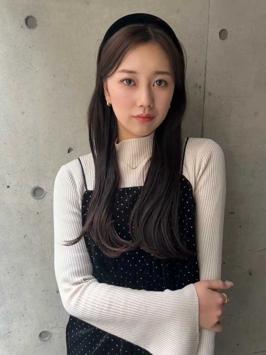【就活生へ✨】ナチュラル黒染め+ケアプロアイロントリートメント¥6600ミニモ学割✨の写真