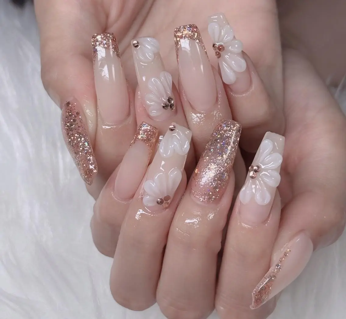 ネイル フレンチネイル ジェルネイル ハロウィン 韓国ネイル マグネットネイル ハンドネイル H.baby Nail Salonのネイルデザイン