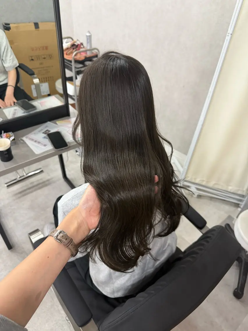 ロング ヘアカラー トリートメント 縮毛矯正\髪質改善 🫧拓都のヘアスタイル