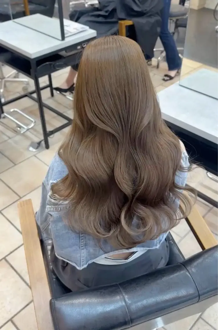 ロング sakura モデル募集中のヘアスタイル