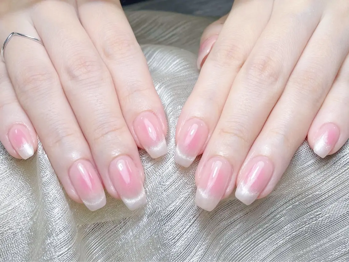 ネイル チークネイル 長さ出し フレンチネイル グラデーション マグネットネイル ハンドネイル ハンドケア ⭐️Syu Rei⭐️のネイルデザイン