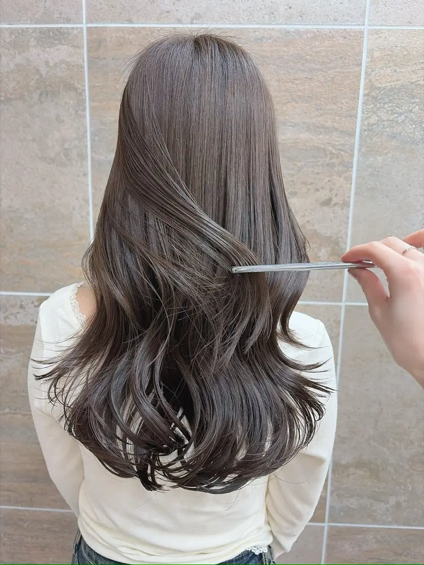 セミロング カラー パーマ グレージュ カット ヘアカラー トリートメント 《柔らかhair𓍯 》木村美姫のヘアスタイル