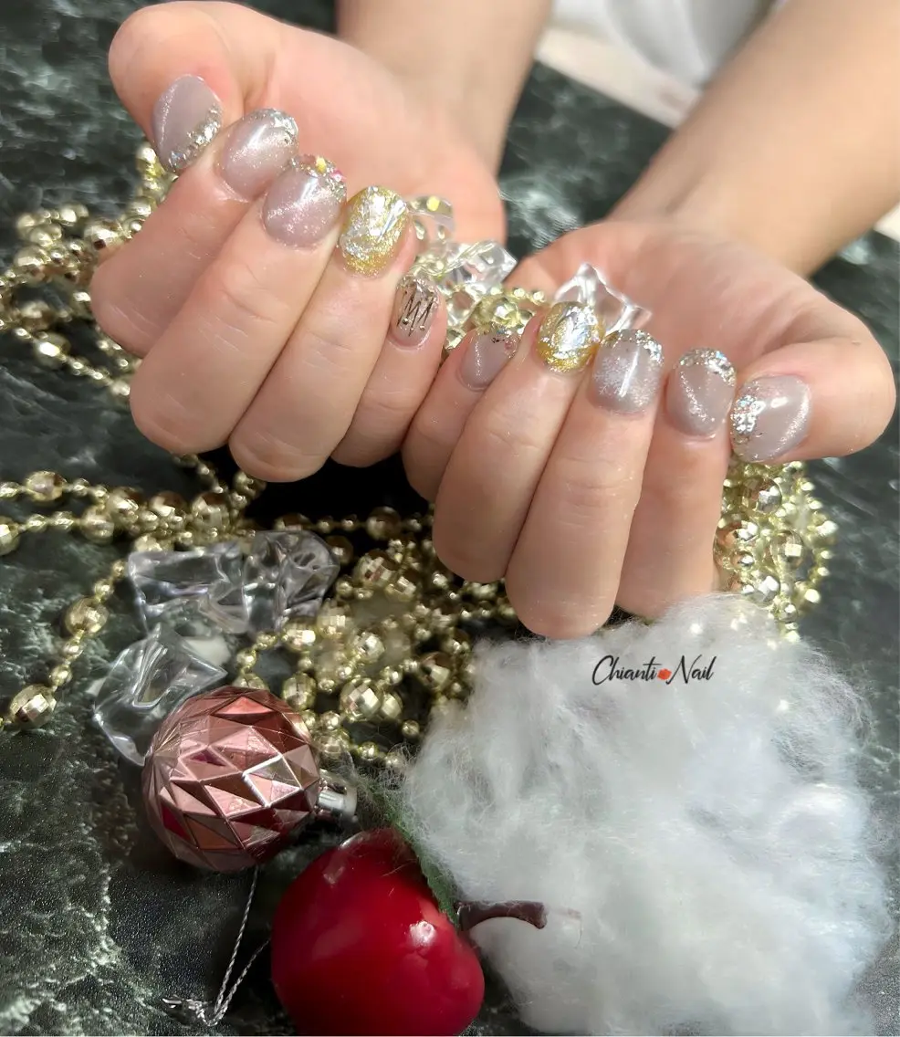 ネイル フレンチネイル ガラスフレンチ マグネットネイル Chianti Nailのネイルデザイン