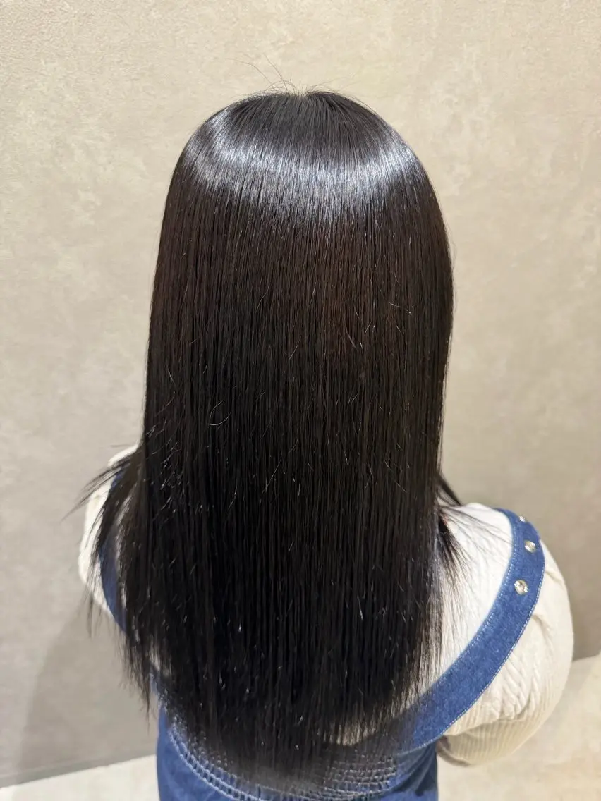 セミロング レイヤーカット トリートメント Conon 響のヘアスタイル