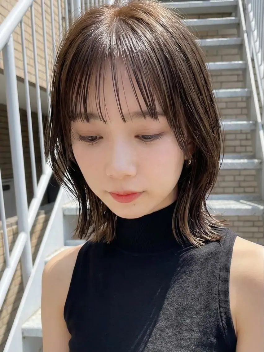 ミディアム カラー カット ヘアカラー 中本 麗奈のヘアスタイル
