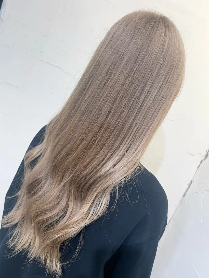 ロング 阪田 泰規のヘアスタイル