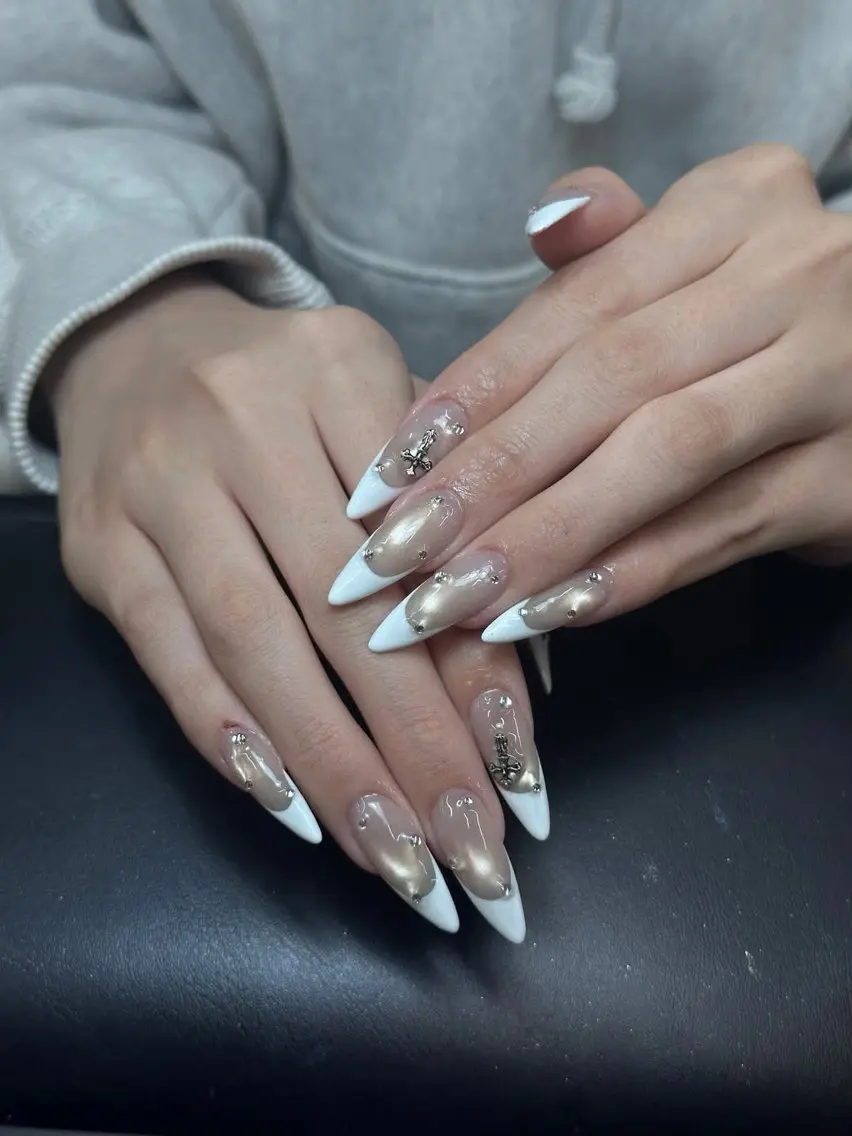 ネイル アートネイル フレンチネイル ジェルネイル 韓国ネイル マグネットネイル HAPPI NAIL 大国町のネイルデザイン
