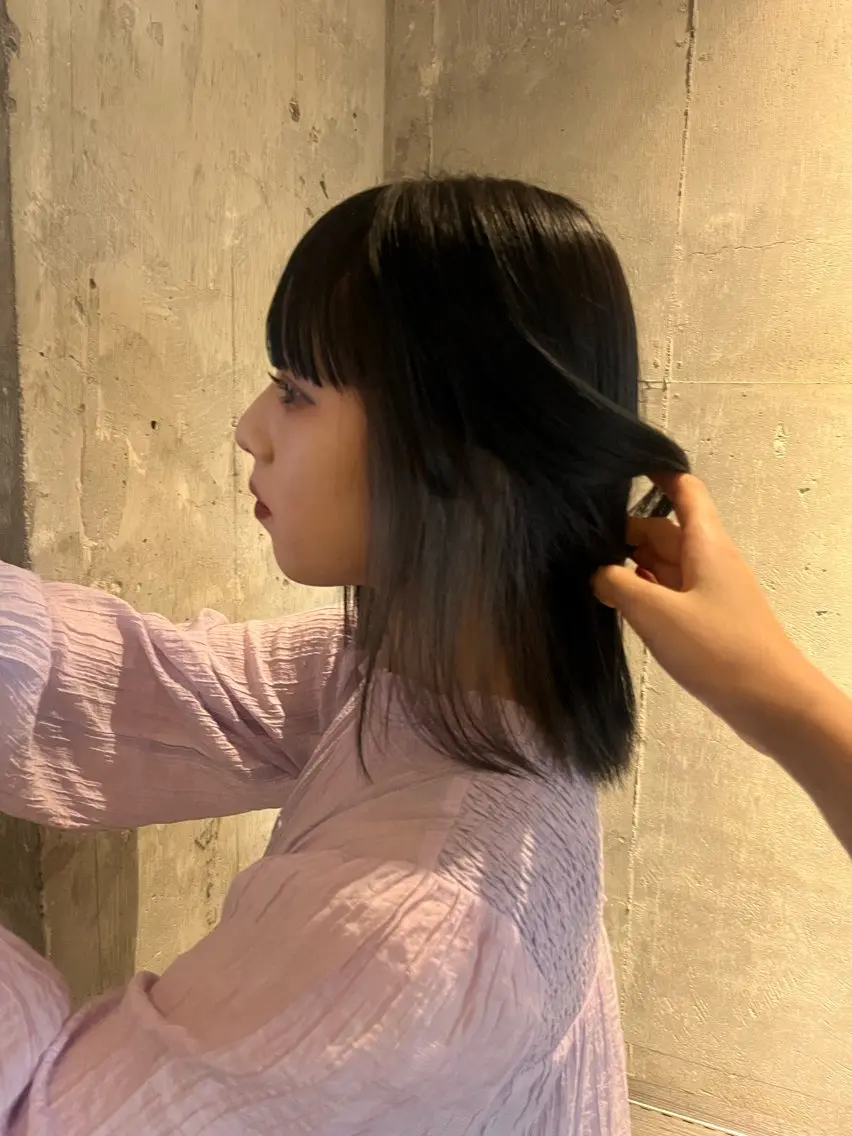 ミディアム yuna/オリーブ /髪質改善ストレートのヘアスタイル