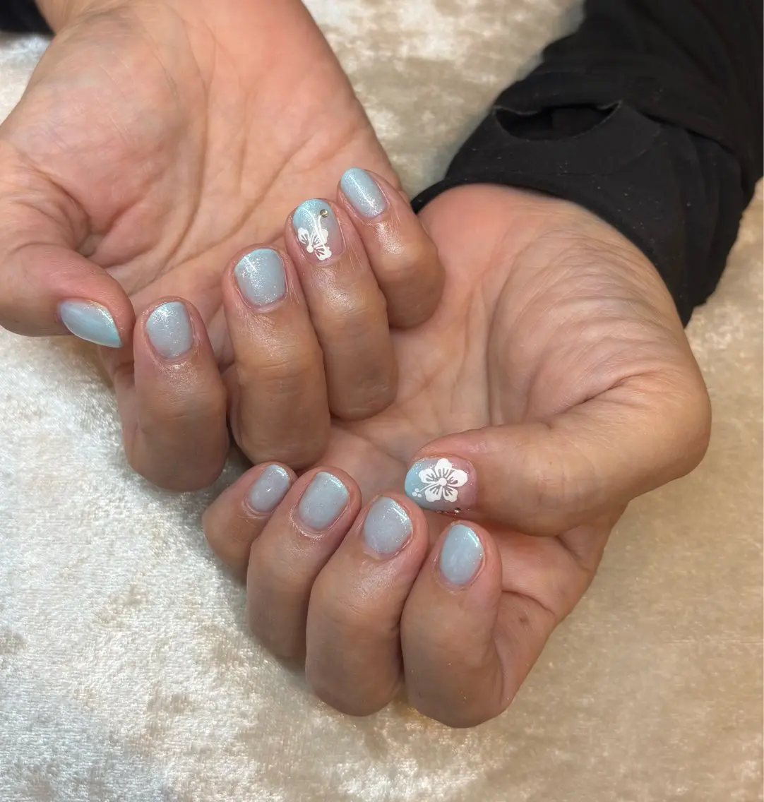 ネイル LuXiel博多店 mutsumiのネイルデザイン