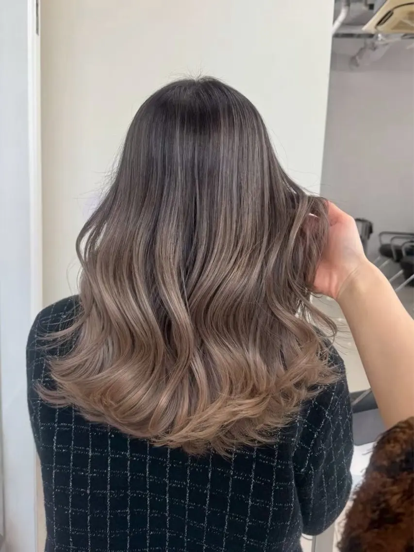 ロング カラー ハイトーンカラー カラーモデル募集中 🩷ALIVE 七海のヘアスタイル