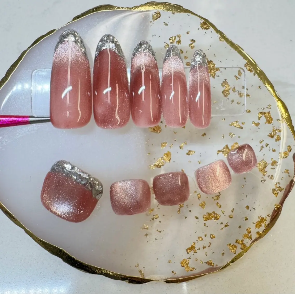 ネイル フレンチネイル ジェルネイル ガラスフレンチ キラキラネイル マグネットネイル Queeens nailのネイルデザイン