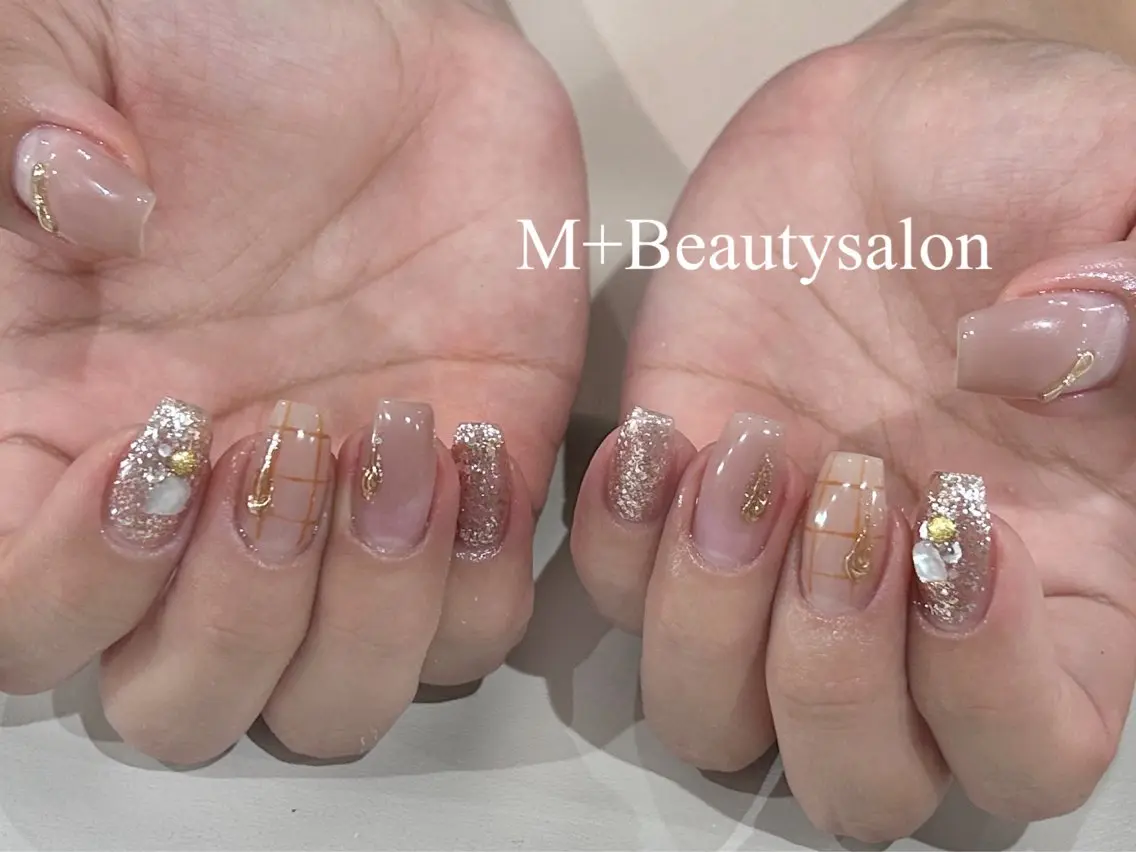 ネイル M+  Beauty Salonのネイルデザイン