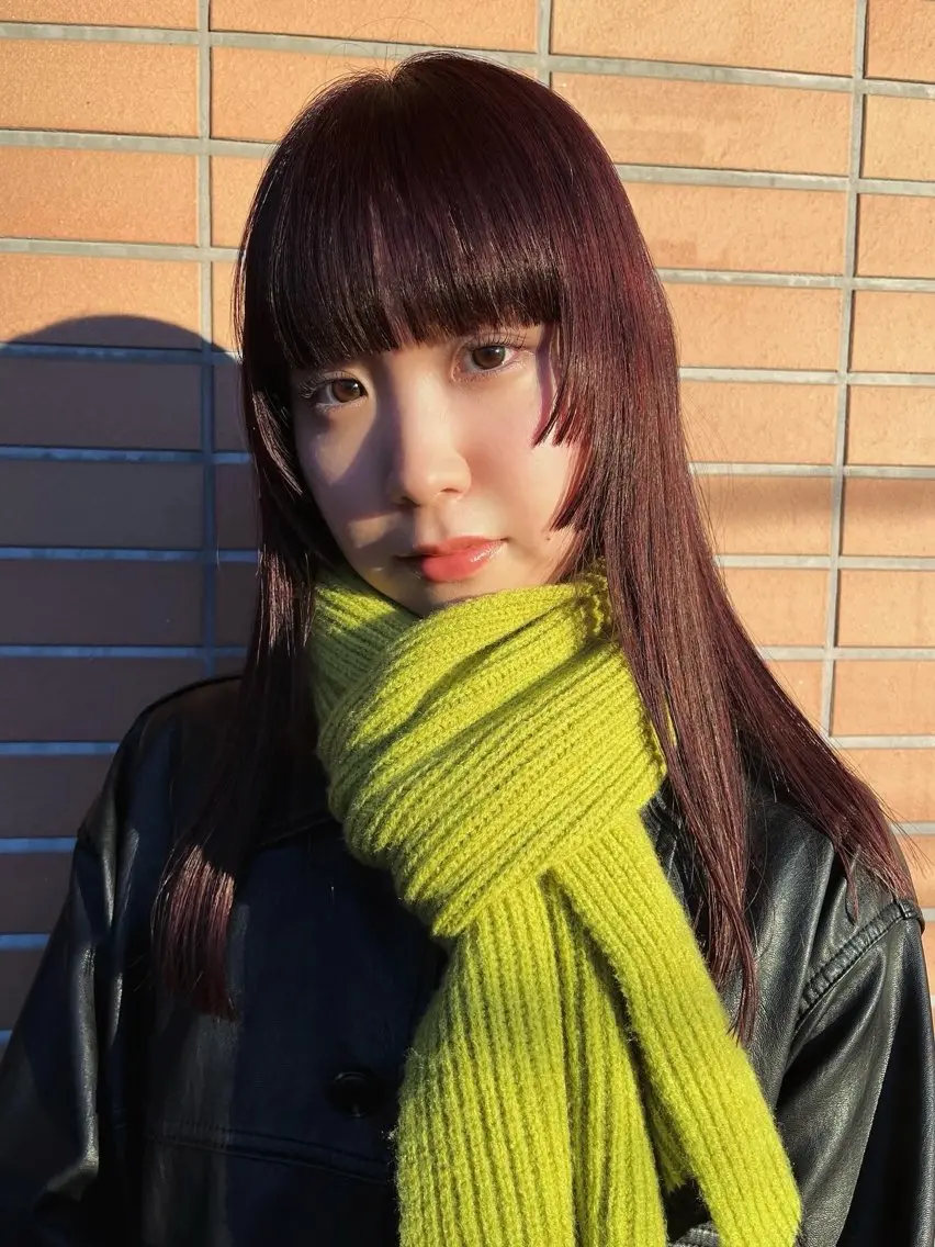 ロング カラー レッドカラー トリートメント カット ヘアカラー Vicky ブリーチ メンズカジュアルのヘアスタイル