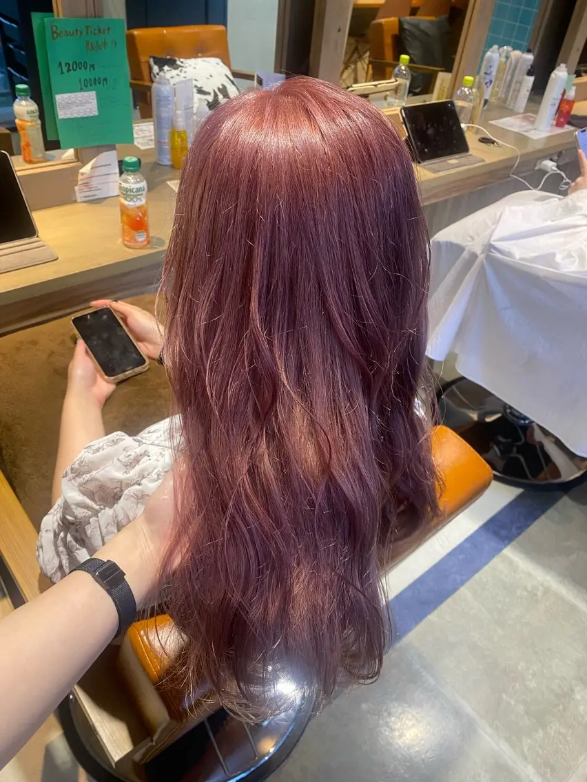 カラー カット ヘアカラー トリートメント 🩵盛れる顔周りヘア EMI🩵のヘアスタイル
