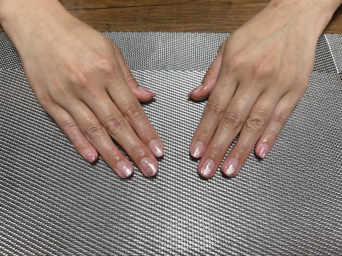 ネイル マグネットネイル ピンク ハンドネイル i nailのネイルデザイン