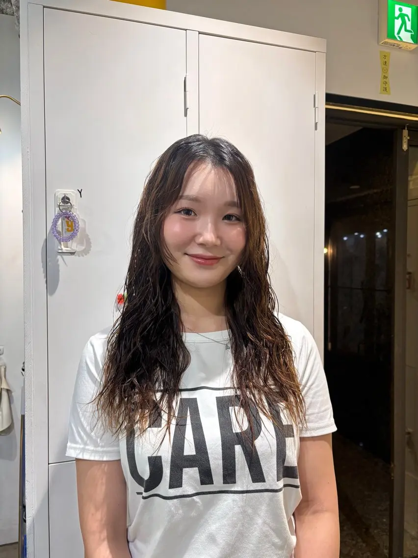 ロング パーマ カラーモデル募集✨️ YUKI🎀☁️のヘアスタイル