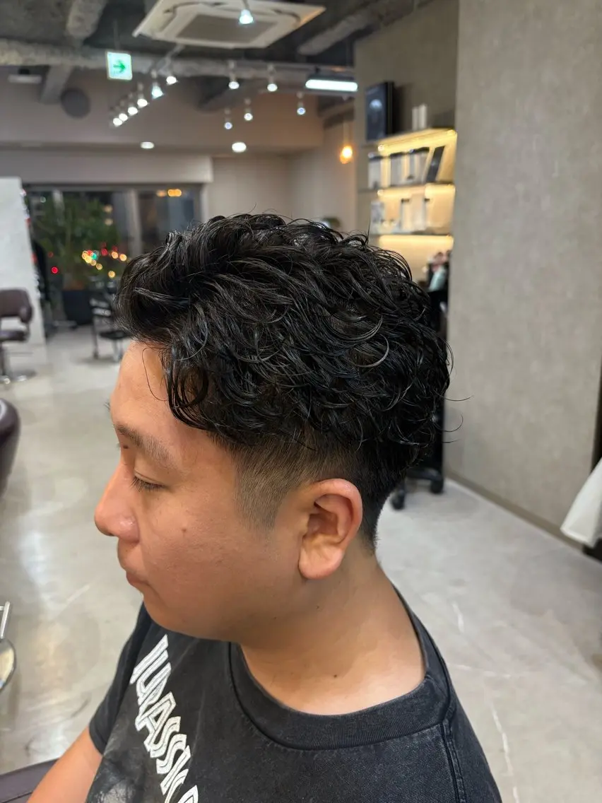 パーマ メンズ しゅり Flag hairのヘアスタイル