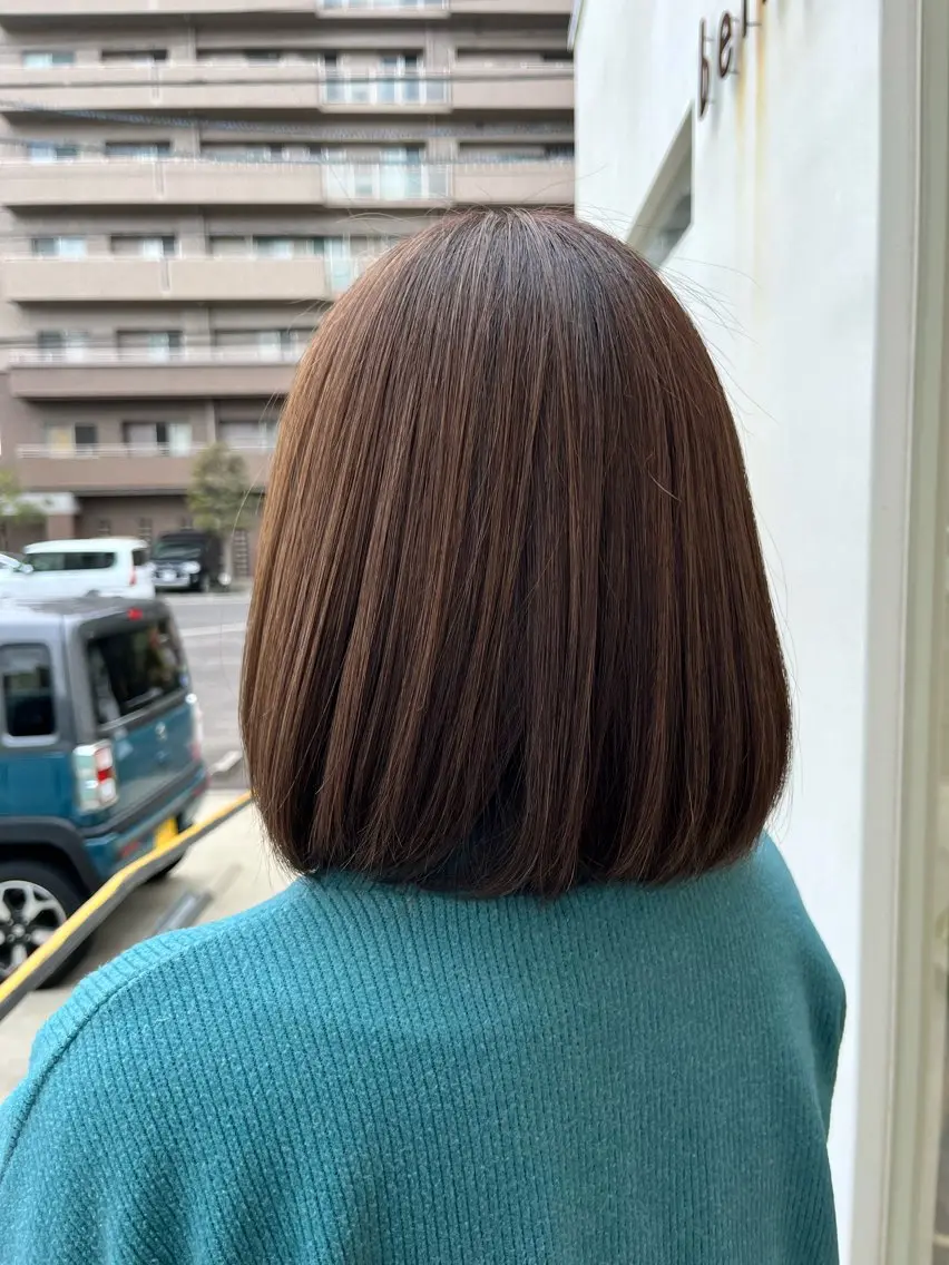 ミディアム カラー ボブ 松岡 アユミ  berryのマツエク・マツパデザイン