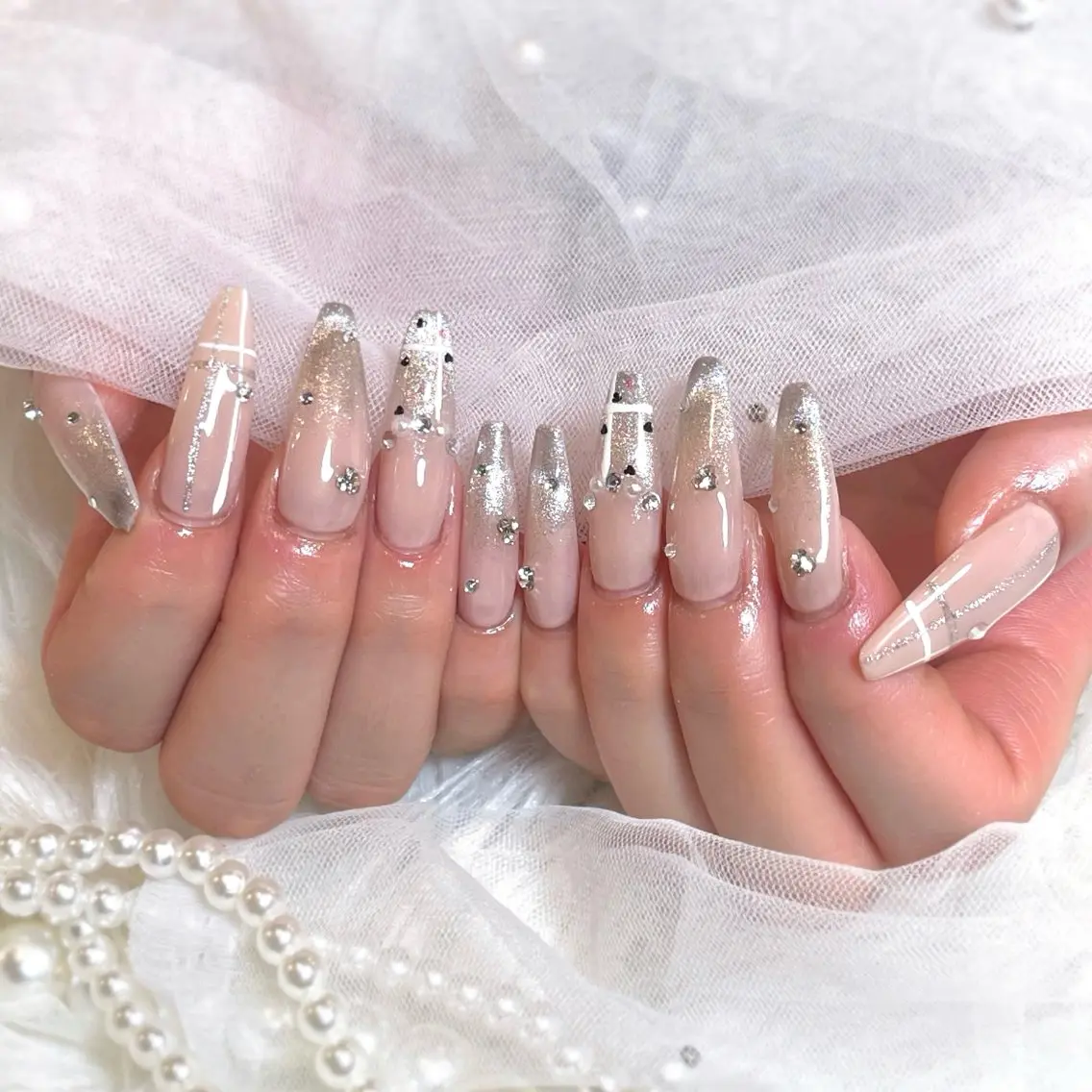 ネイル マグネットネイル ハンドネイル yurika 🌷.*･ﾟのネイルデザイン