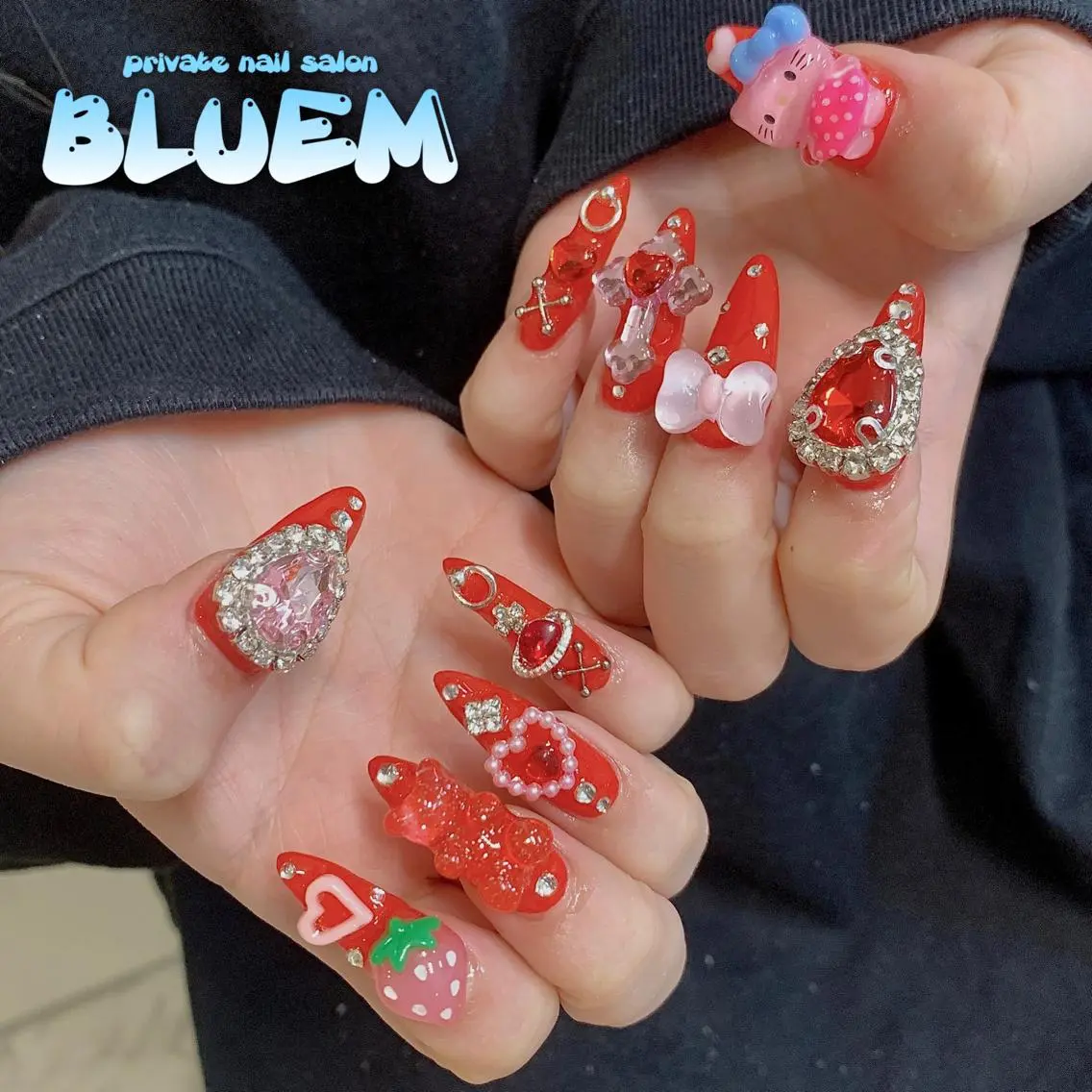 ネイル ハンドネイル BLUEM なな🐶のネイルデザイン