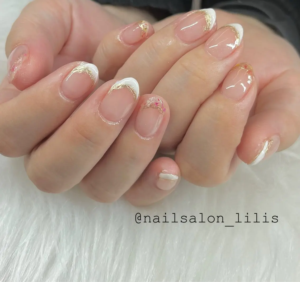 ネイル フレンチネイル ハンドネイル nailsalon Lilisのネイルデザイン