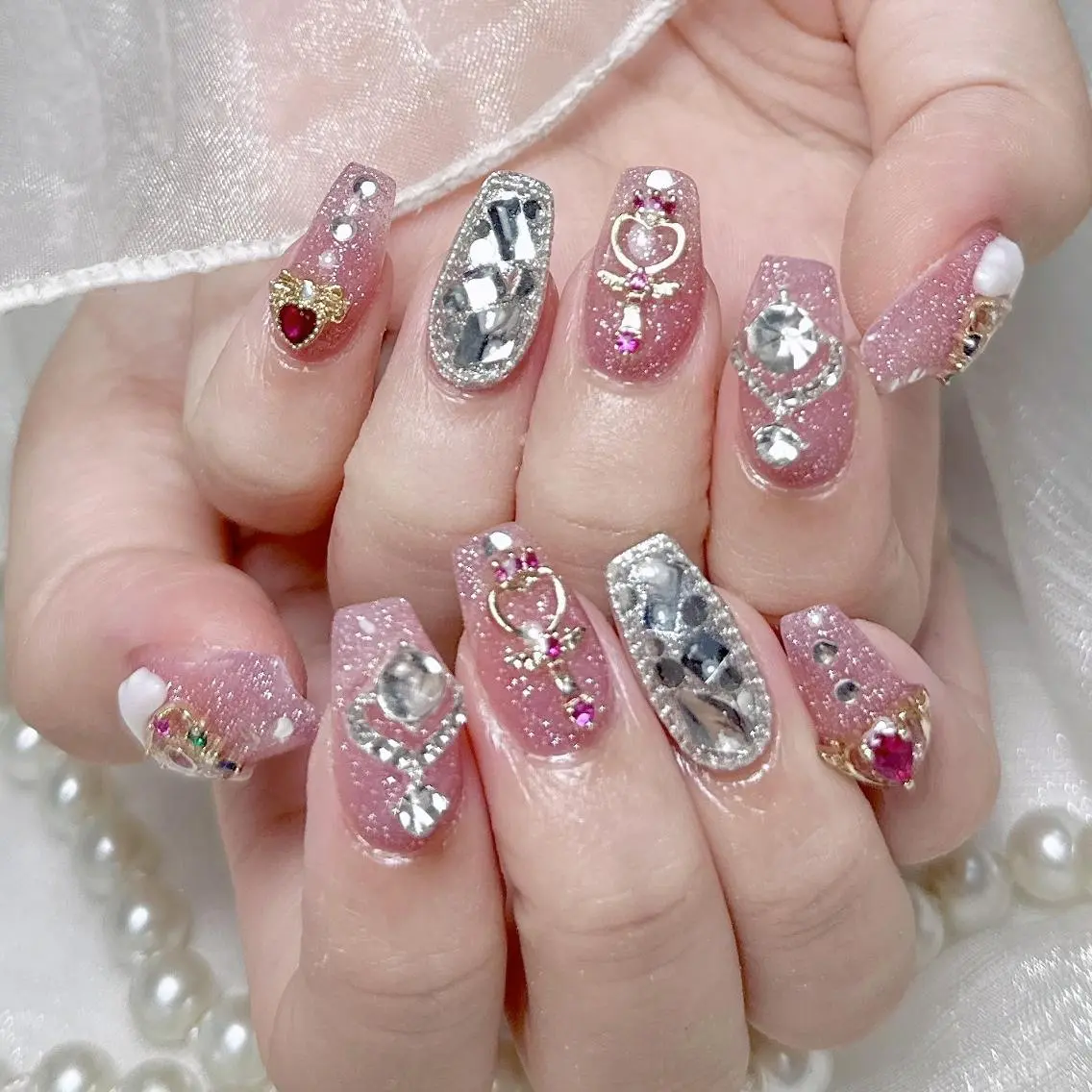 ネイル Aurum nailのネイルデザイン