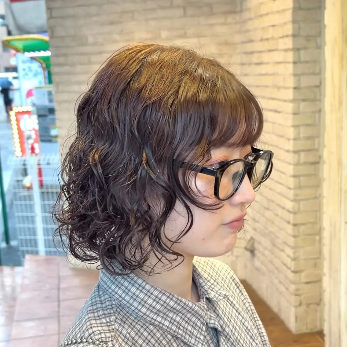 ミディアム パーマ ミディアムパーマ レイヤーカット カット パーマ 横浜パーマ🌐ボブ✨ 暖色カラーもえかのヘアスタイル