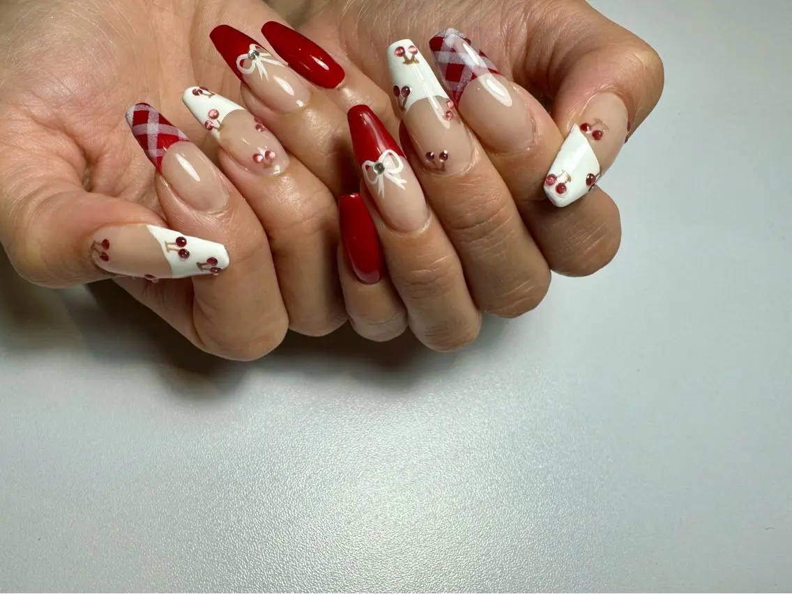 ネイル 韓国ネイル plum nailのネイルデザイン