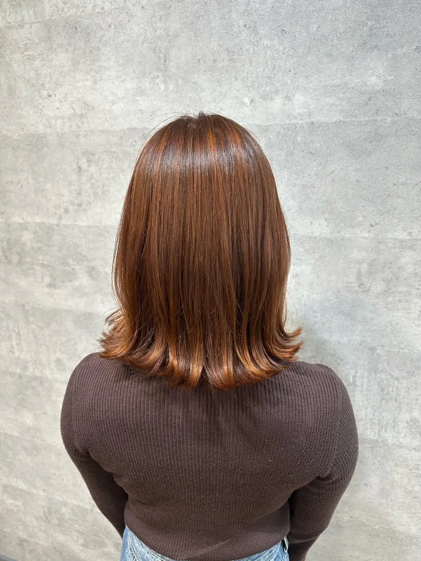 ミディアム カラー U-ra NAMIのヘアスタイル