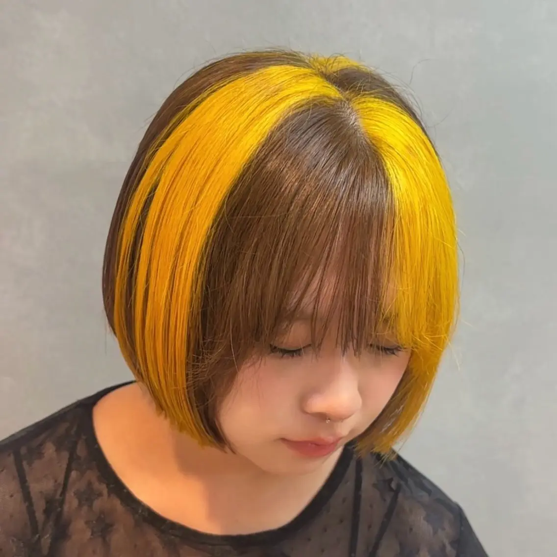 ショート カラー 🌈山口摩七斗 /レイヤー/ブリーチのヘアスタイル