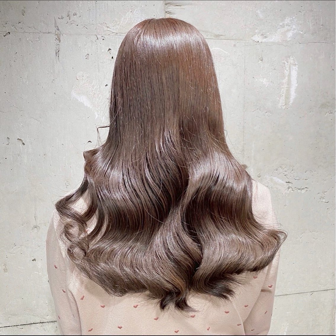 ロング カラー ヘアカラー トリートメント ヘッドスパ ヘアセット 楽人🥨ミルクティー /縮毛🥨のヘアスタイル