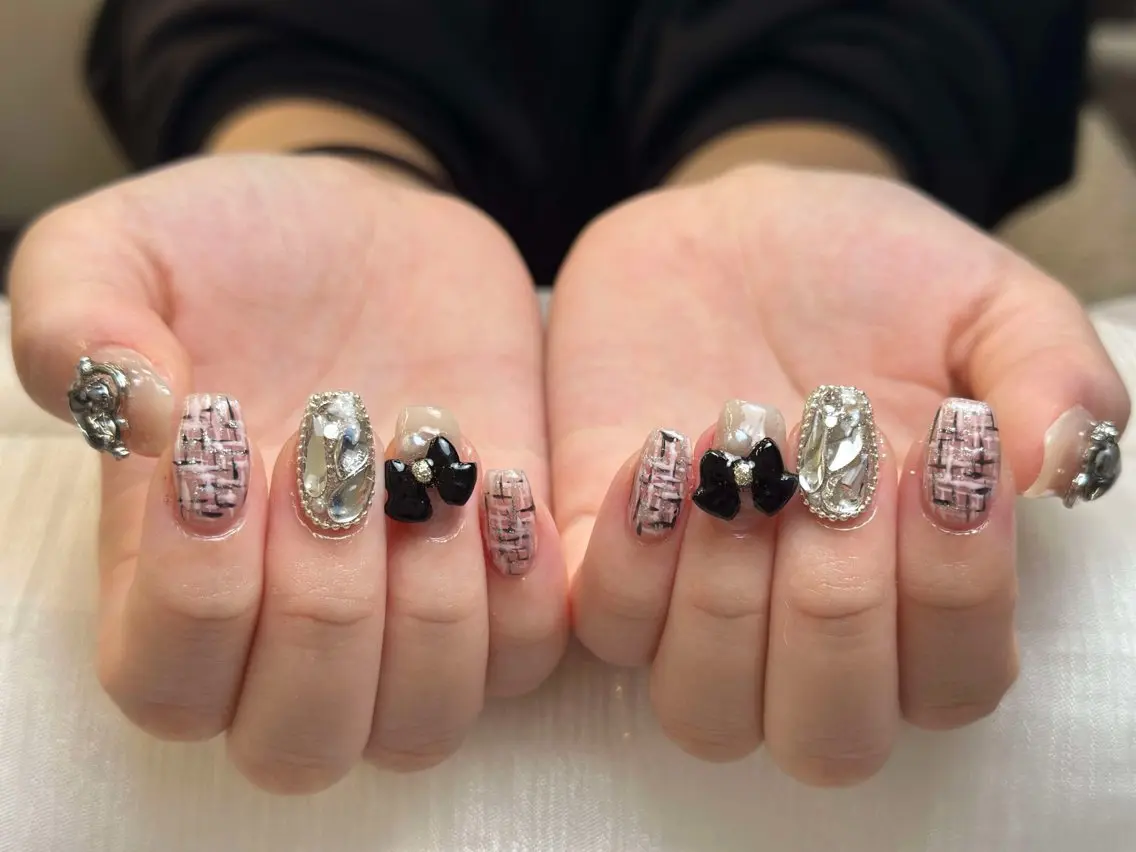 ネイル アートネイル グラデーション キラキラネイル ニュアンスネイル オフィスネイル Jenn Nail Salonのネイルデザイン