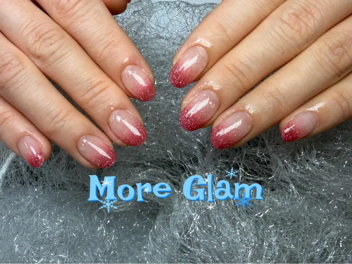 ネイル 長さ出し フットネイル フレンチネイル ジェルネイル ガラスフレンチ ハンドネイル More Glam 池袋東口店のネイルデザイン