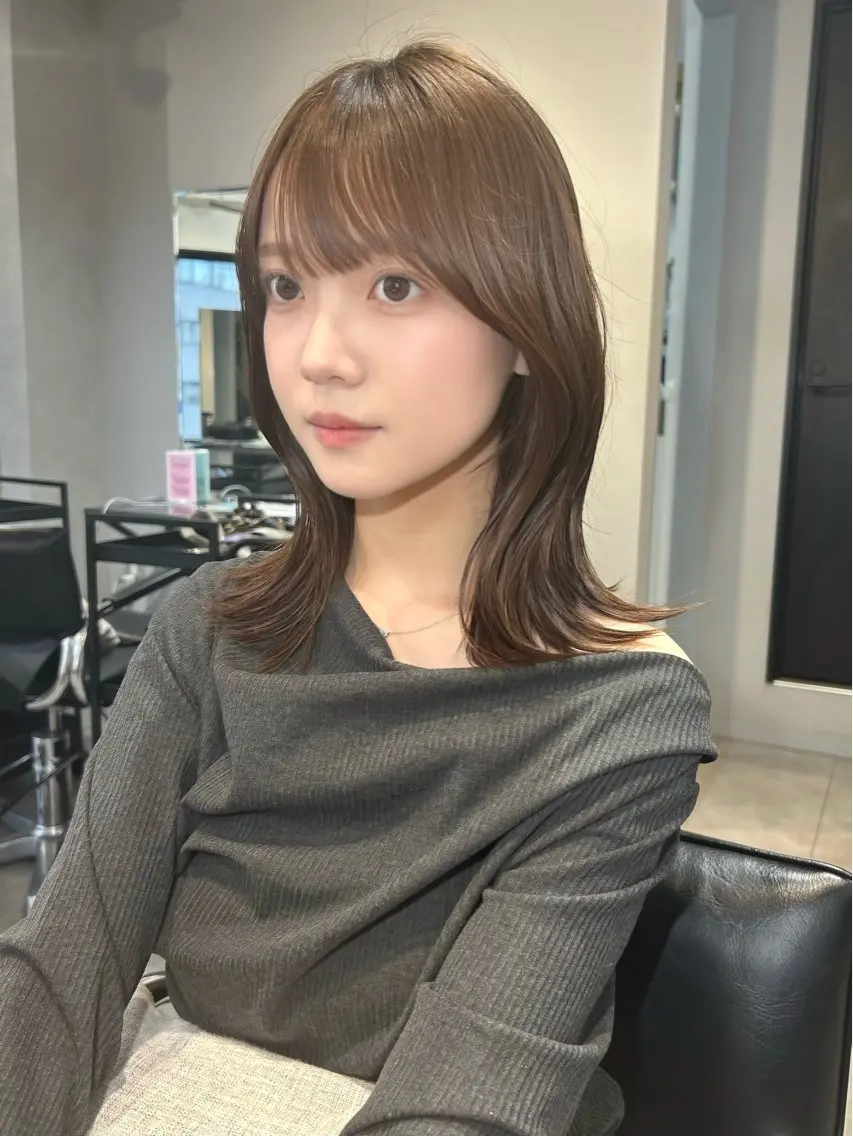 ミディアム カラー ミディアムレイヤー レイヤーカット 縮毛矯正 カット ヘアカラー トリートメント 池袋/小顔レイヤー/ 顔まわり/taigaのヘアスタイル