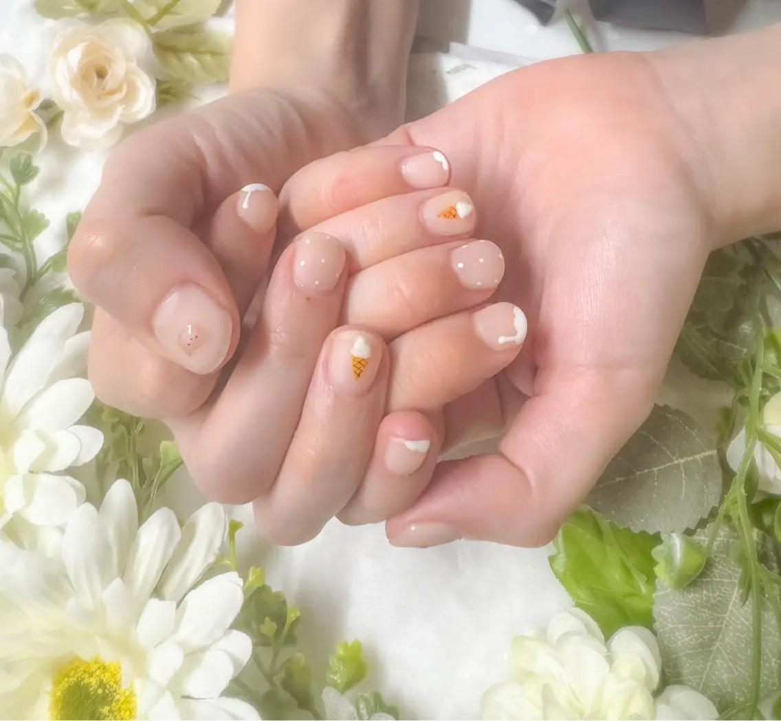 ネイル ハンドネイル 佐藤 桃菜のネイルデザイン