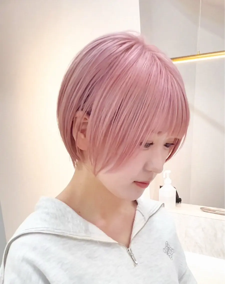 ショート カラー レイヤーカット ハッシュレイヤー特化のヘアスタイル