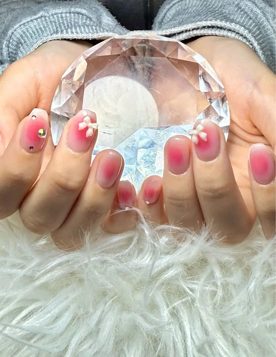 ネイル アートネイル オーロラネイル チークネイル 長さ出し フットネイル ハンドネイル 銀河_ Chan nailsのネイルデザイン
