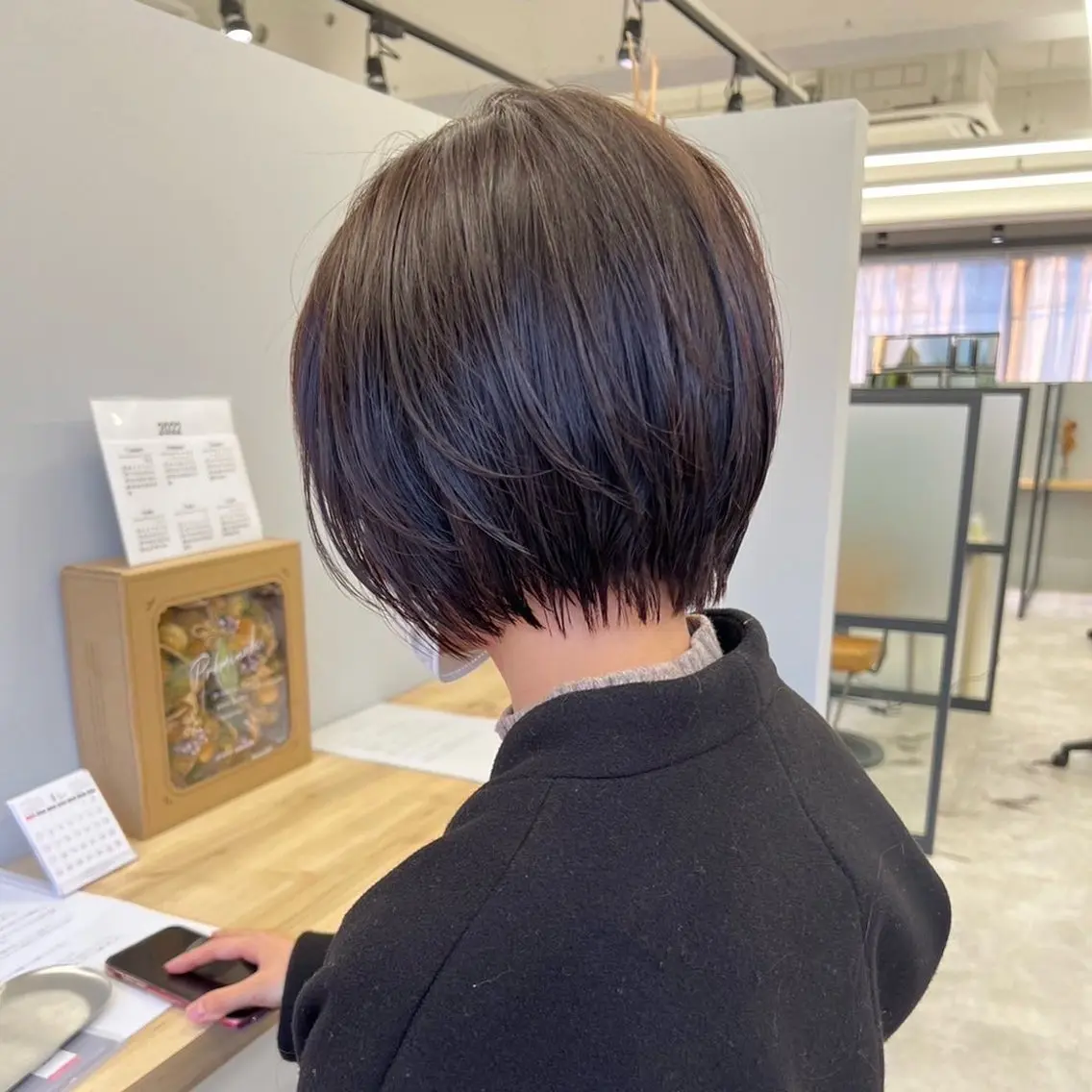 ショート ショートヘア 檜谷 晴　顔周りカットのヘアスタイル