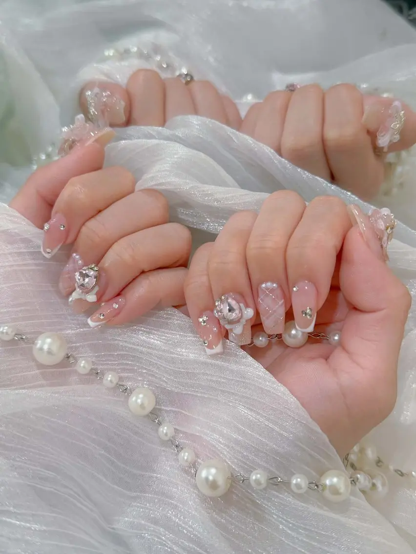 ネイル アートネイル ジェルネイル マグネットネイル ニュアンスネイル シンプルネイル ハンドネイル Ryu Nail NekoChanのネイルデザイン