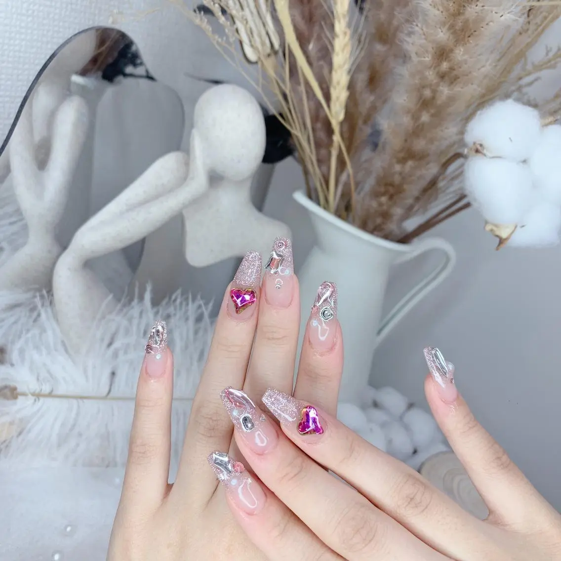 ネイル ハンドネイル DG nailのネイルデザイン