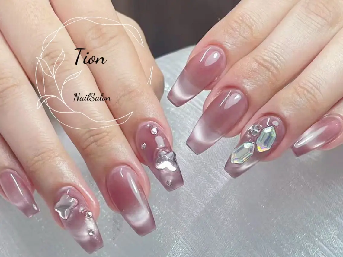 ネイル チークネイル 長さ出し フットネイル フレンチネイル ジェルネイル Nailsalon Tion武蔵小杉店のネイルデザイン