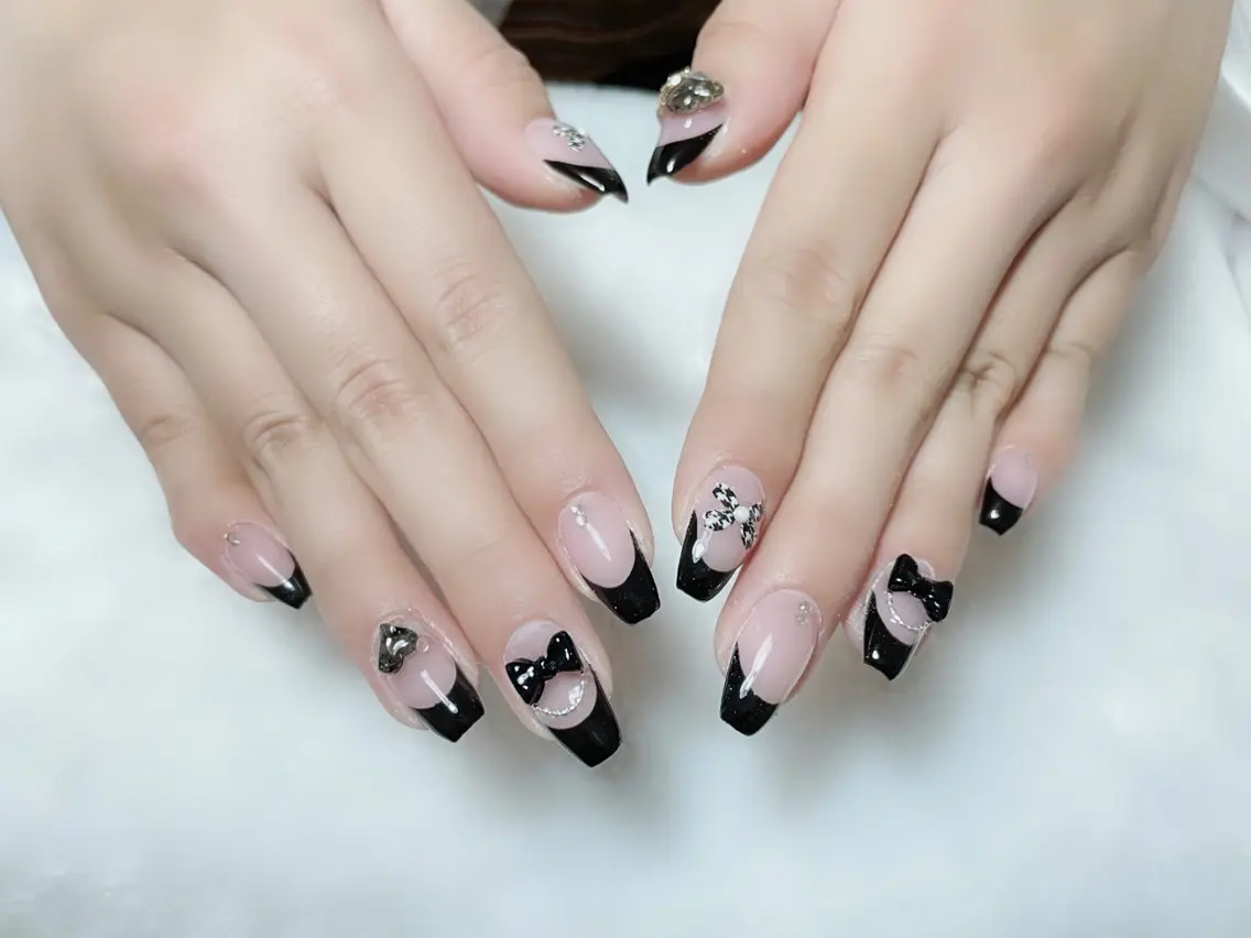 ネイル Amina nail salonのネイルデザイン