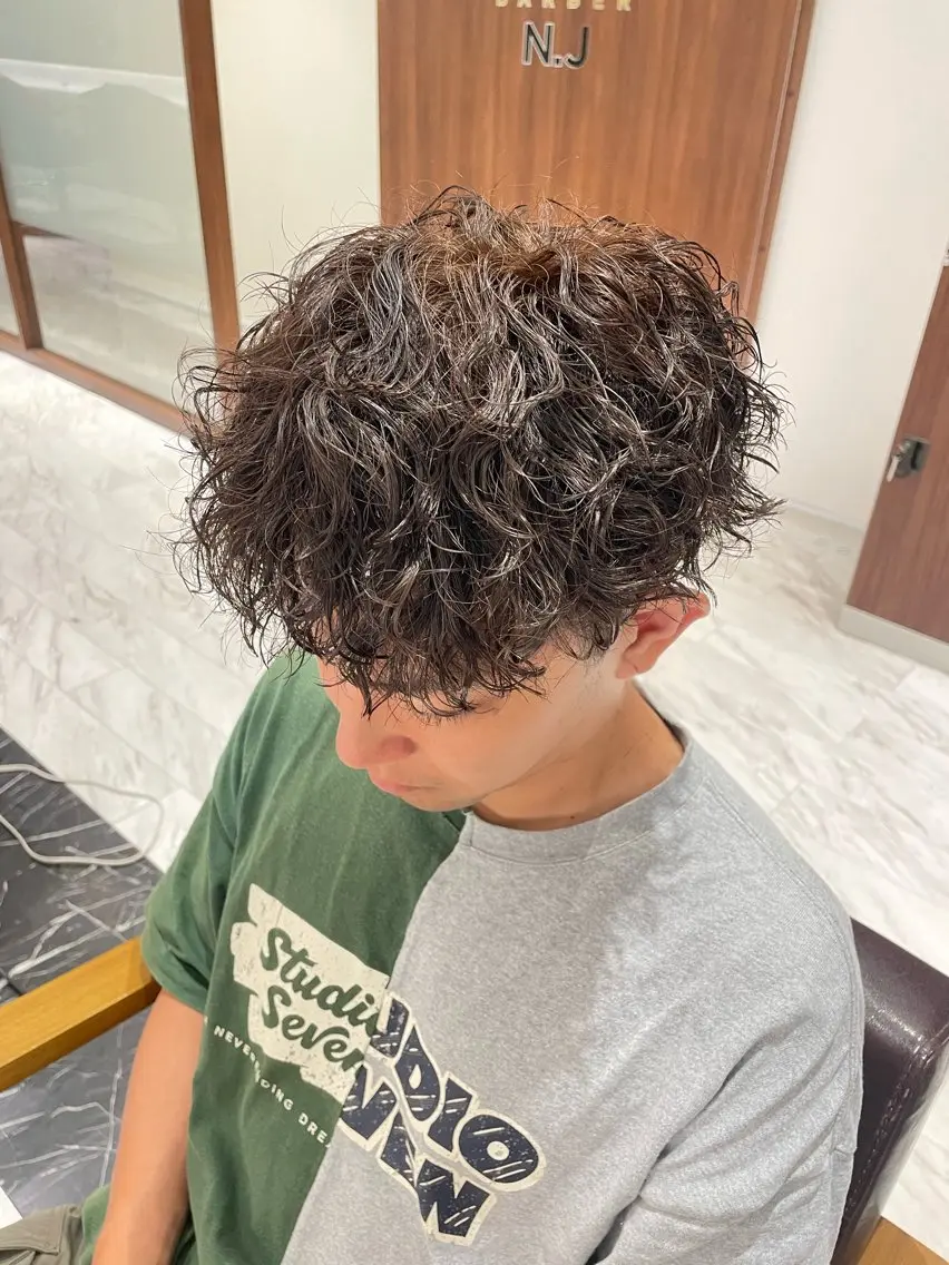 パーマ メンズ メンズパーマ ツイストスパイラルパーマ スパイラルパーマ 石崎 はるかのヘアスタイル