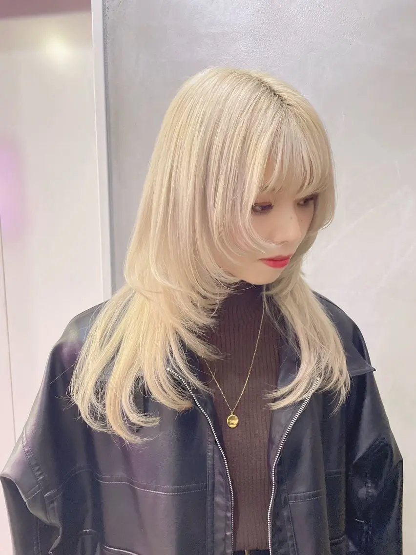 カット+ダブルカラー（ケアブリーチ）+トリートメント/¥14000の写真