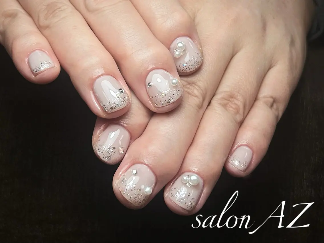 ネイル アートネイル フレンチネイル マグネットネイル ニュアンスネイル オフィスネイル ハンドネイル salon AZのネイルデザイン
